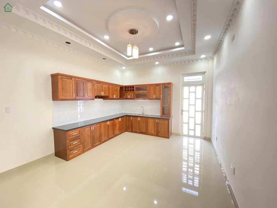 Bán nhà mới gần khu nhà đồng bộ hồng đào nằm trên trục đường quốc lộ 13 phường hiệp bình phước quận Thủ Đức
