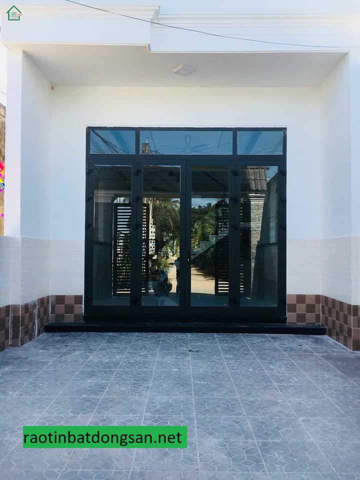 Bán nhà 2 mặt tiền diện tích 114m2 khu Tân Bình, Dĩ An