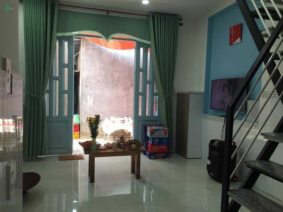 Nhà lầu trệt + 3 phòng trọ, ngay ngã 3 cây Lớn