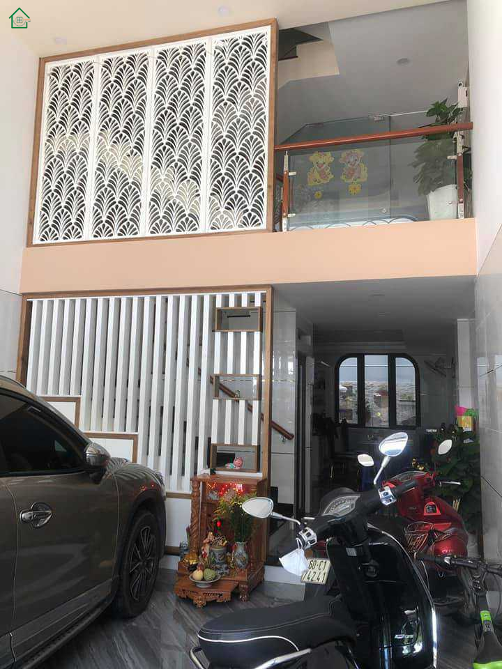 Bán nhà mặt tiền số 183 Nguyễn Phúc Chu, P.15, Q. Tân Bình