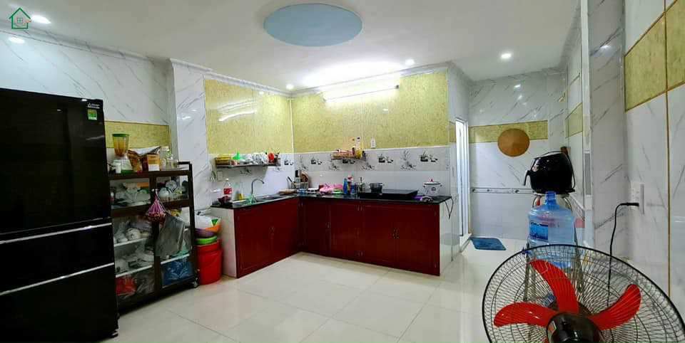 Cho thuê nhà nguyên căn MỘT TRỆT HAi LẦU.
