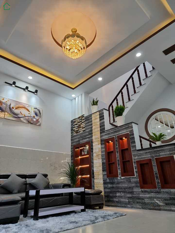 BÁN NHÀ NGAY CHỢ ĐƯỜNG 11, LINH XUÂN, Tp. THỦ ĐỨC