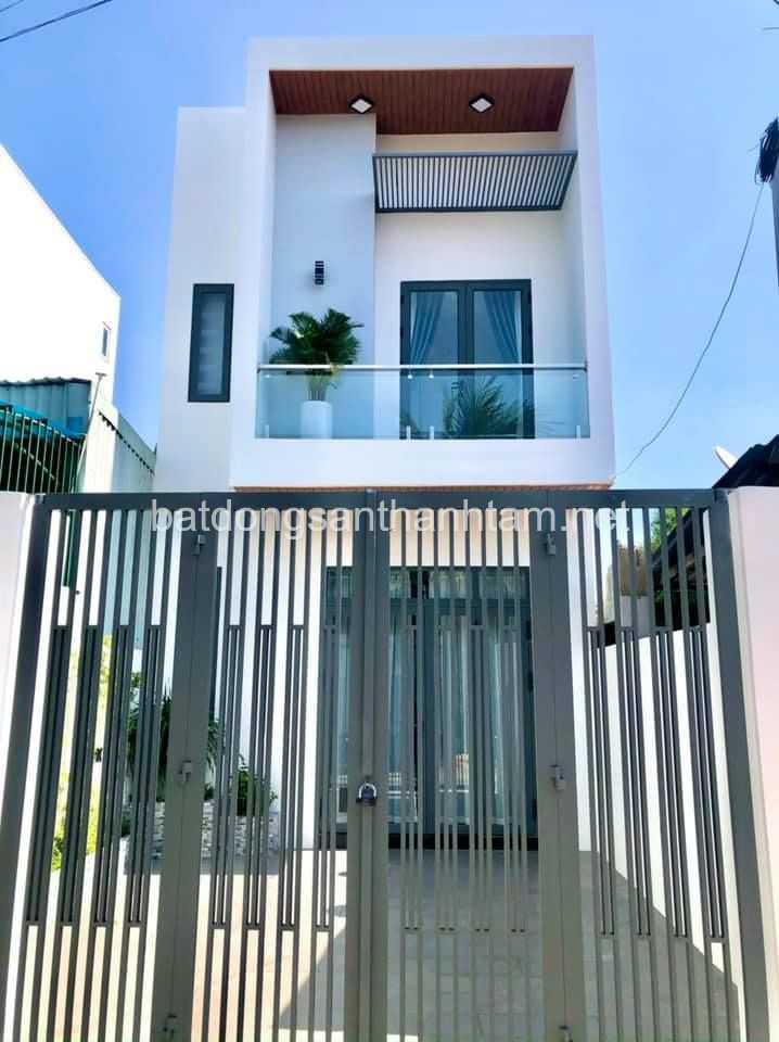 Bán Nhà Mặt Tiền Đường 7m, Thủ Dầu Một, 4ty6, 95m2, SHR